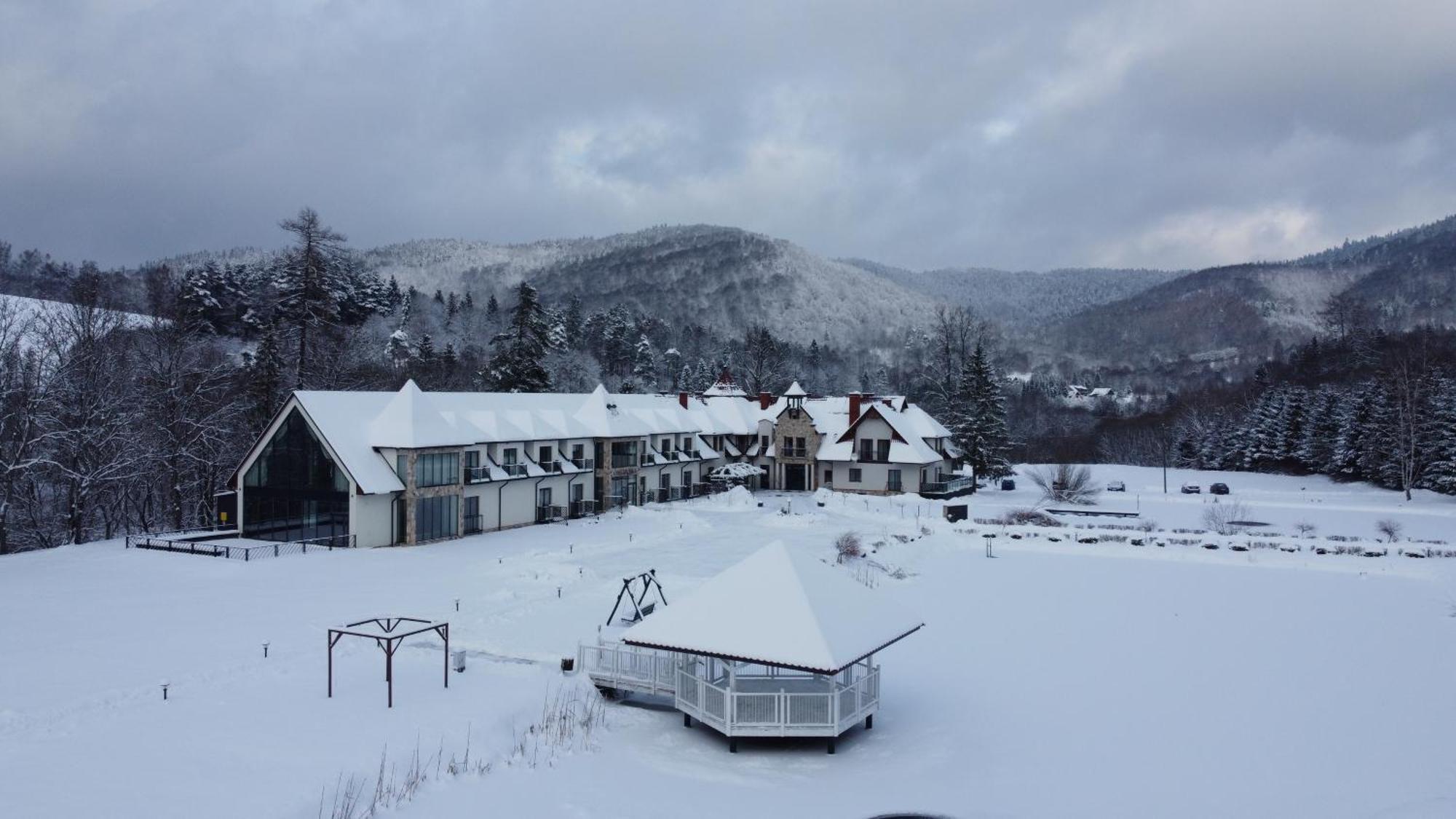 Carynska Resort & Spa Lutowiska Dış mekan fotoğraf
